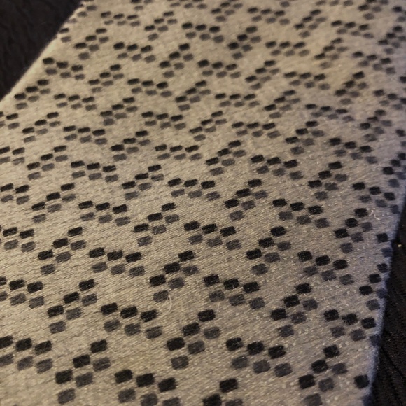 Vintage Sulka Siłk Tie - Grey with black dot pattern - Picture 3 of 3